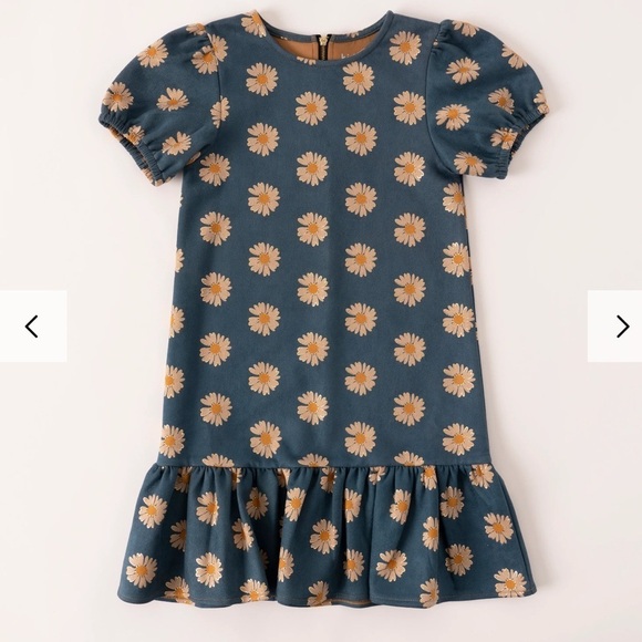 Kidpik Daisy Suedette Dress Allover Daisy Printed Knit Dress Relaxed Fit  7/8 - Picture 8 of 9